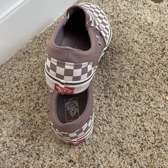 Wore them once and they did not fit asking for $36 but willing to go lower - Picture 4 of 4